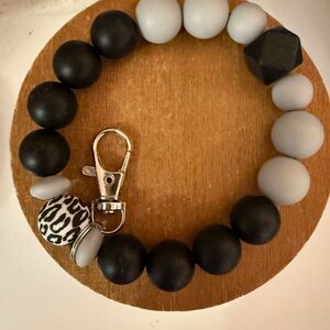 Chic Black and Gray Beaded Bracelet